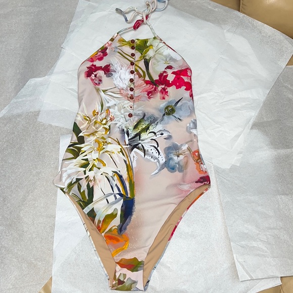 (L) OCHIE Diane Halter One-Piece Swimsuit - Picture 2 of 16